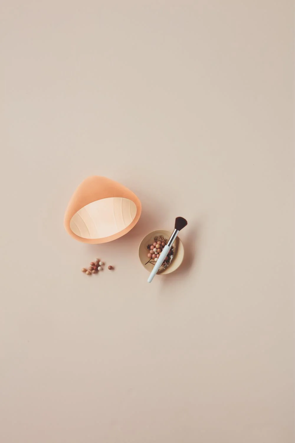 Amoena Balance Natura MD Delta Breast Form 220 - Image 3