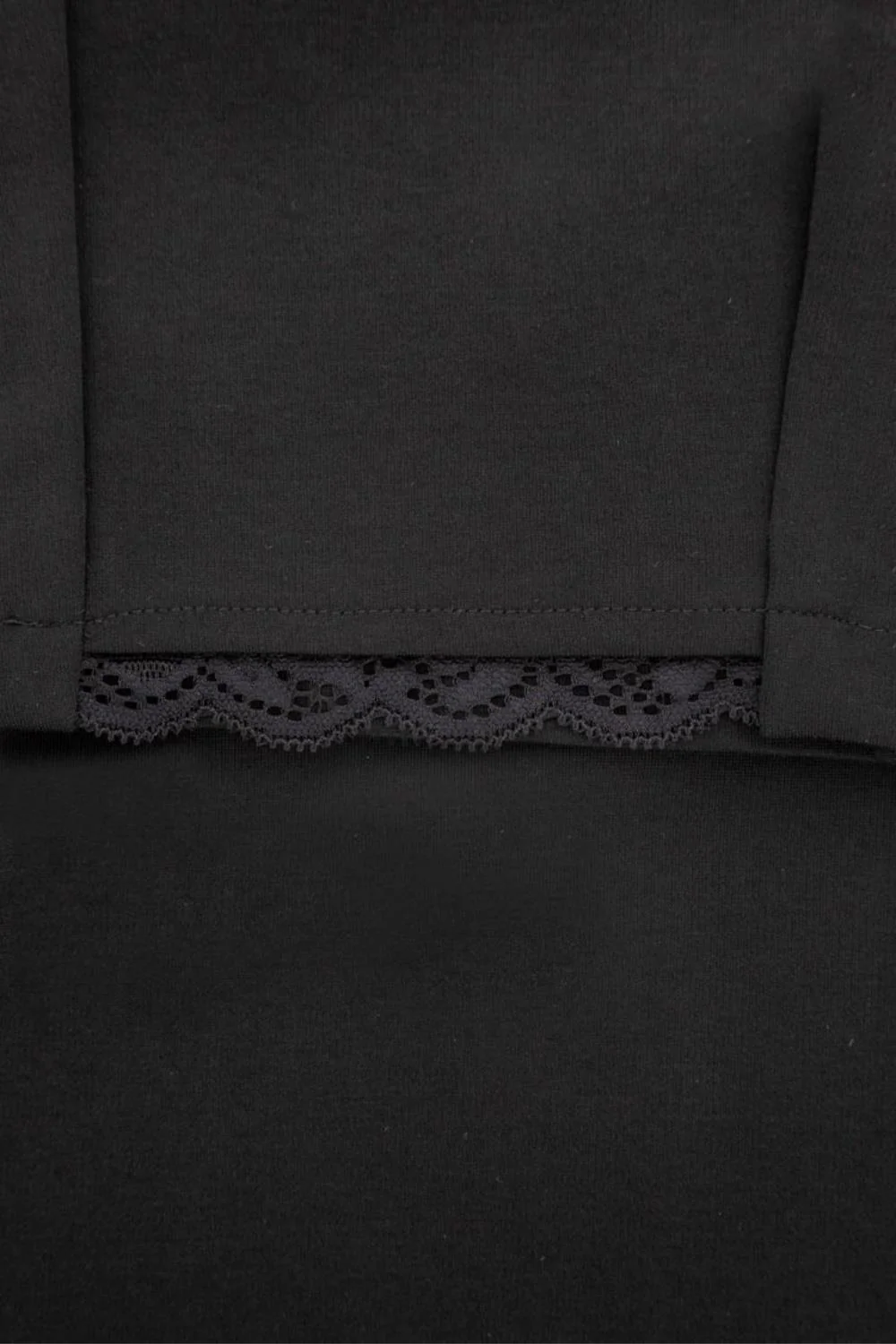 Lace Trim Capri Leggings 317-0296 - Image 3